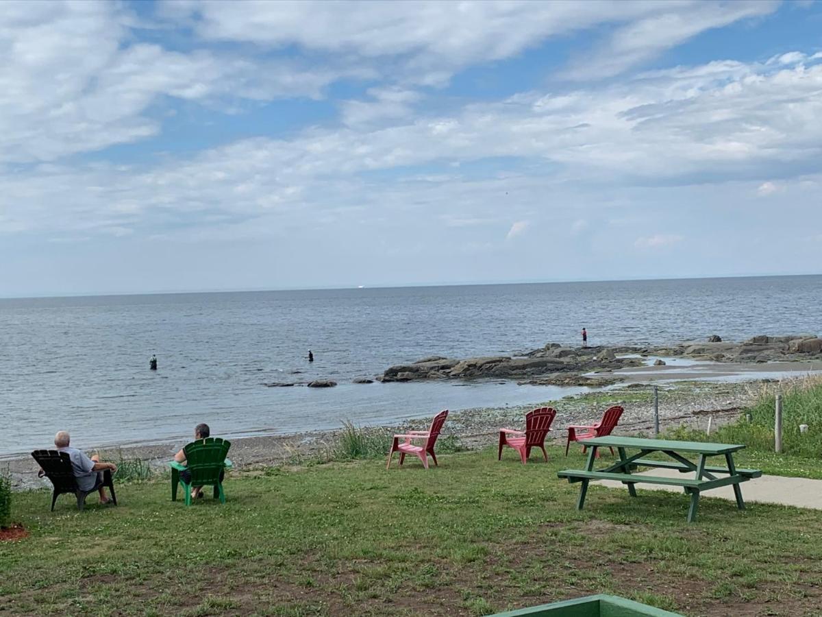 Les Studios De La Mer Matane Exterior photo